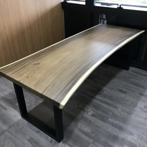 dark suar wood table